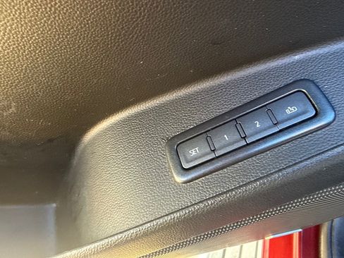 Used 2020 Chevrolet Tahoe LT w/ Luxury Package image 21