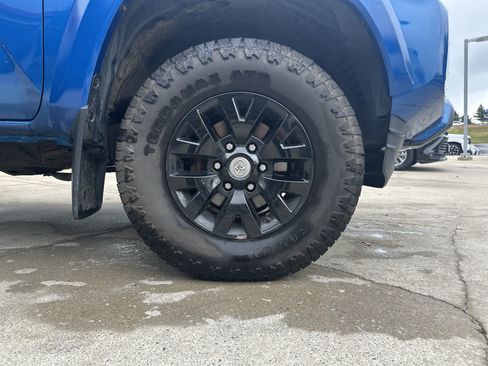 Used 2016 Toyota Tacoma SR5 RWD image 35