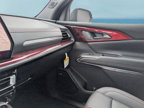 New 2026 Chevrolet Traverse RS image 30