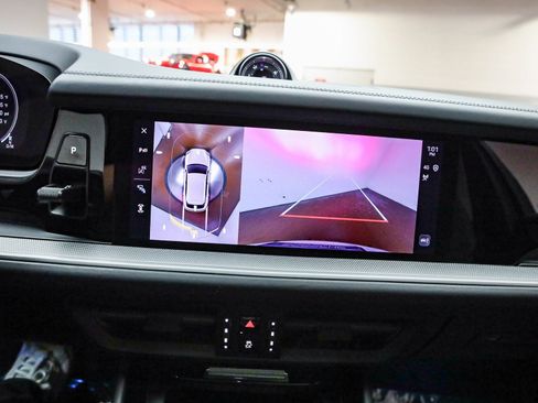 Used 2025 Porsche Cayenne E-Hybrid image 30