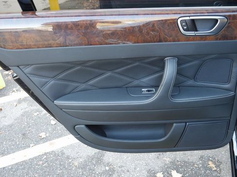 Used 2008 Bentley Flying Spur Flying Spur image 31