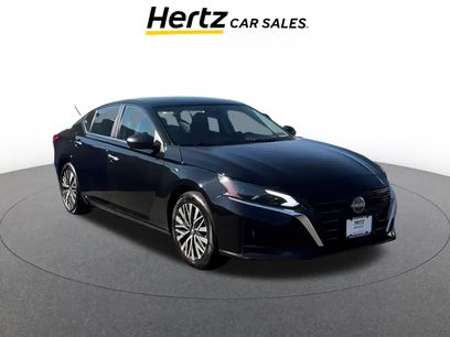 Used 2024 Nissan Altima 2.5 SV