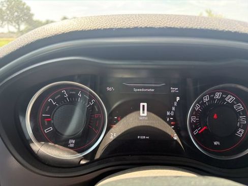 Used 2022 Dodge Challenger R/T RWD image 23