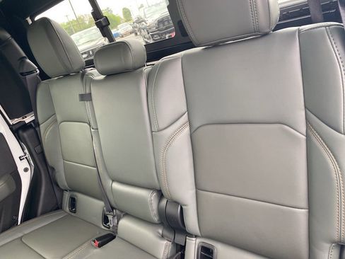 New 2026 Jeep Gladiator Mojave AWD/4WD image 35