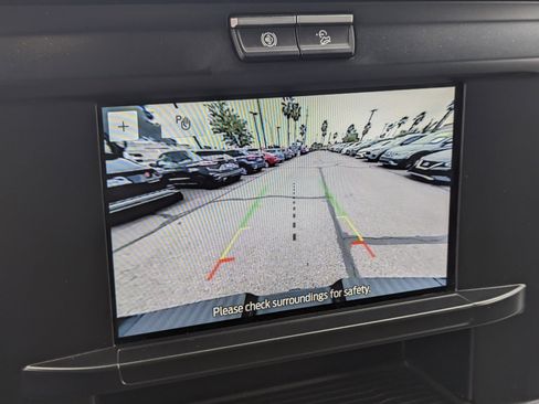 Certified 2025 Ford F250 XLT w/ FX4 Off-Road Package image 12