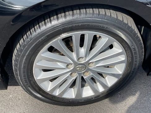 Used 2015 Toyota Avalon XLE Touring image 25