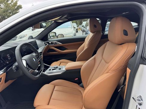 Certified 2025 BMW 430i xDrive Coupe w/ Convenience Package image 11