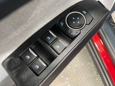 New 2025 Ford Maverick XLT image 16