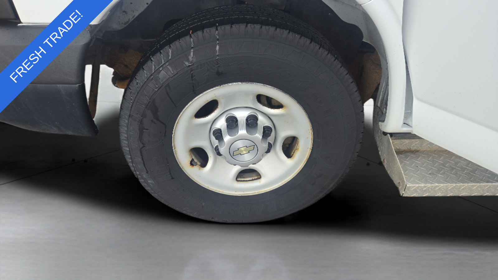 Used 2012 Chevrolet Express 2500 RWD image 27