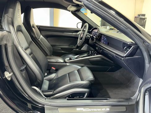 Used 2020 Porsche 911 Carrera 4S AWD/4WD image 20