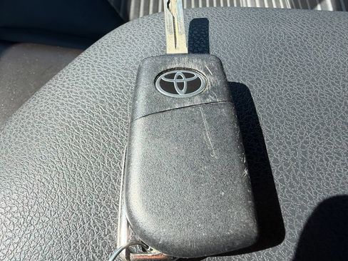 Used 2023 Toyota Camry SE FWD image 29
