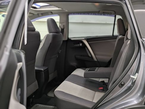 Used 2014 Toyota RAV4 XLE AWD/4WD image 11