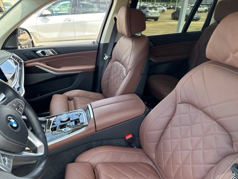 Certified 2024 BMW X7 xDrive40i w/ Executive Package AWD/4WD image 13