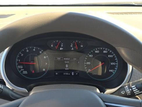 Used 2025 Chevrolet Malibu LT FWD image 8