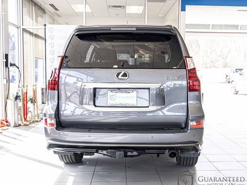 Used 2020 Lexus GX 460 Premium image 13