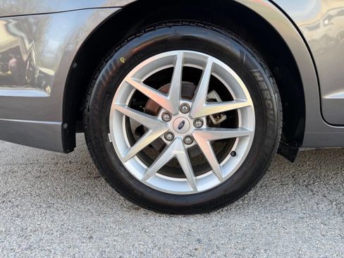 Used 2011 Ford Fusion SEL w/ 302A Rapid Spec Order Code image 32