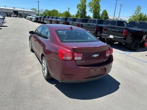 Used 2015 Chevrolet Malibu LT FWD image 12