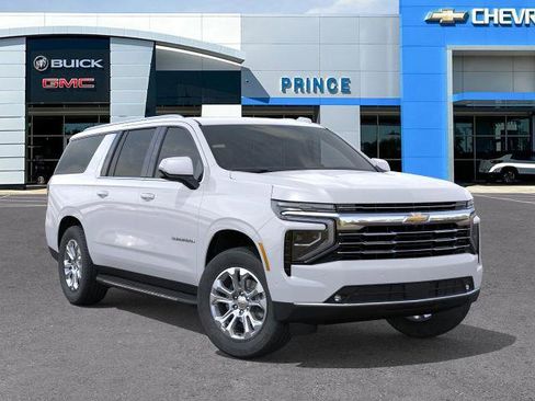 New 2026 Chevrolet Suburban LT image 7