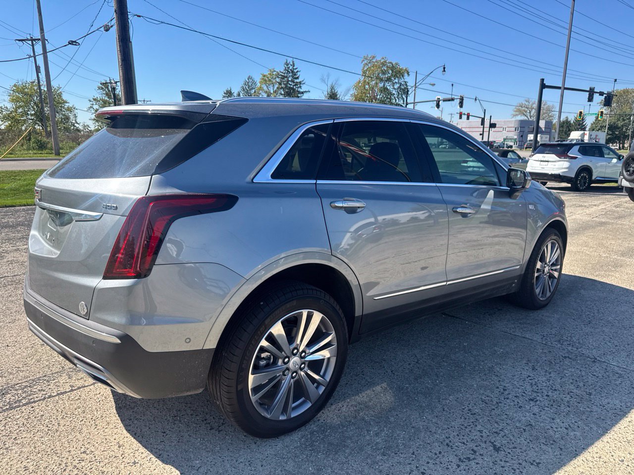 Used 2025 Cadillac XT5 Premium Luxury w/ Technology Package FWD image 6