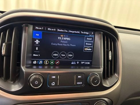 Used 2019 Chevrolet Colorado Z71 AWD/4WD image 19