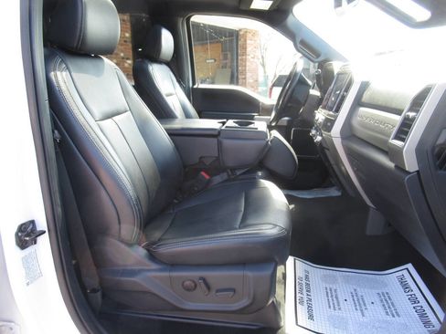 Used 2022 Ford F350 Lariat w/ Tremor Off-Road Package image 13