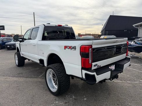 Used 2025 Ford F350 Platinum w/ FX4 Off-Road Package AWD/4WD image 3