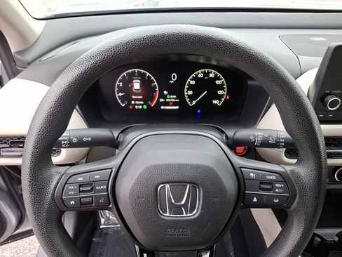 Used 2023 Honda HR-V LX image 18