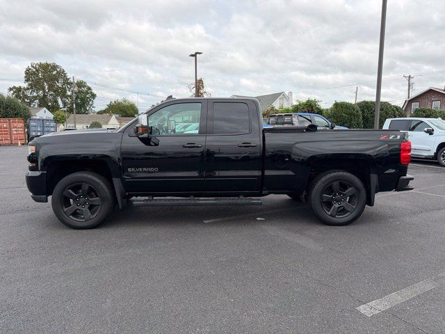 Used 2018 Chevrolet Silverado 1500 LT w/ All Star Edition AWD/4WD image 4