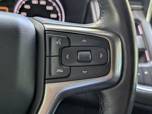 Used 2021 Chevrolet Tahoe LT w/ Luxury Package RWD image 32