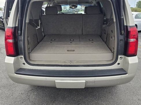 Used 2015 Chevrolet Tahoe LT w/ Luxury Package AWD/4WD image 15