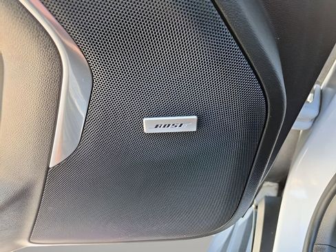 Used 2021 Chevrolet Suburban Premier w/ Premium Package image 29