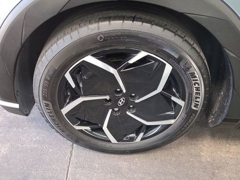 Used 2024 Hyundai Ioniq 5 SEL image 12