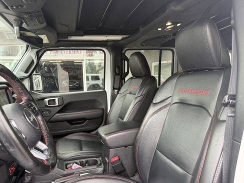Used 2020 Jeep Wrangler Unlimited Rubicon AWD/4WD image 18