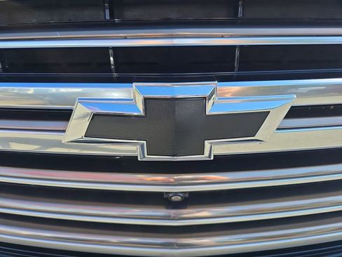 Certified 2021 Chevrolet Suburban High Country image 38