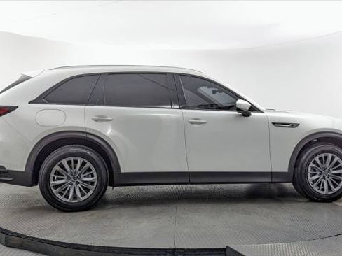 Used 2024 MAZDA CX-90 Plug-In Hybrid w/ Preferred AWD/4WD image 9