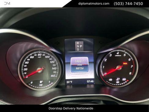 Used 2017 Mercedes-Benz GLC 300 4MATIC image 25