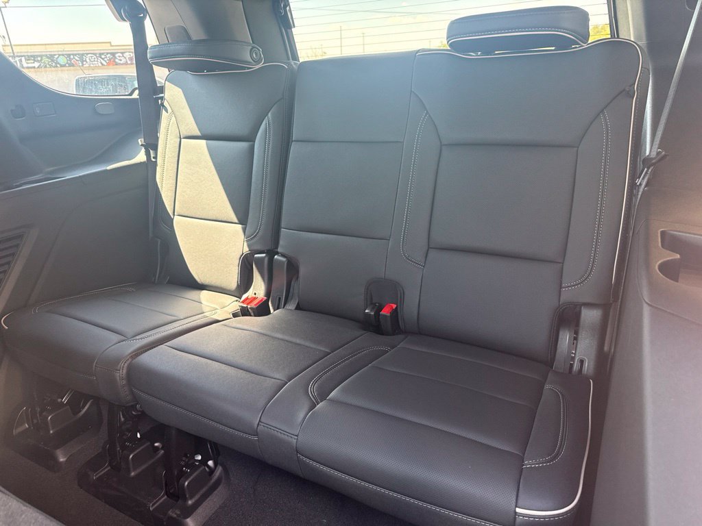 Used 2026 GMC Yukon Elevation AWD/4WD image 23