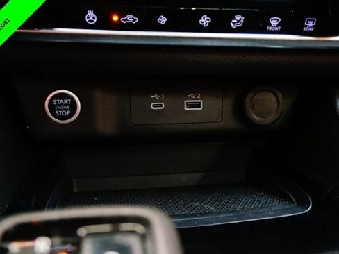 Certified 2023 Nissan Rogue SV w/ SV Premium B Package AWD/4WD image 18