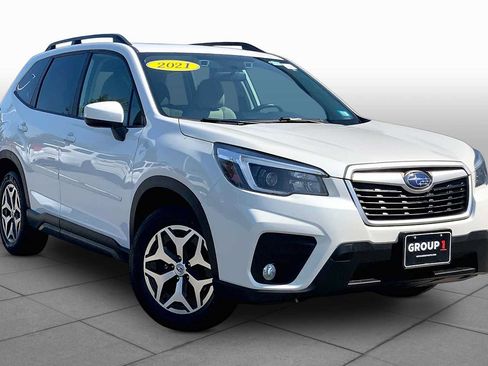 Used 2021 Subaru Forester Premium AWD/4WD image 2