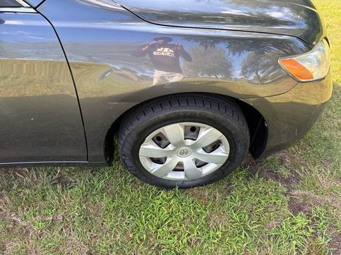 Used 2009 Toyota Camry LE FWD image 30