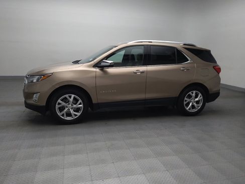 Used 2019 Chevrolet Equinox Premier image 2
