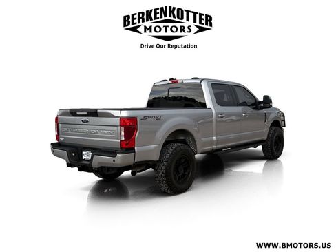 Used 2022 Ford F250 Lariat AWD/4WD image 3