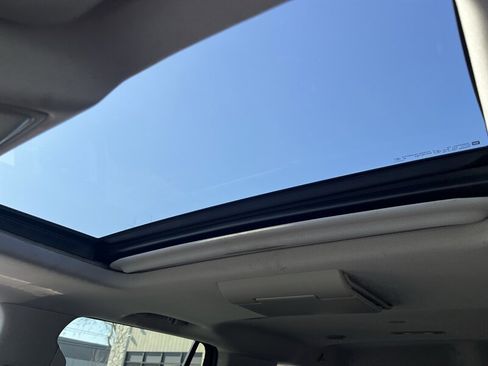 Used 2015 Cadillac Escalade Premium image 52