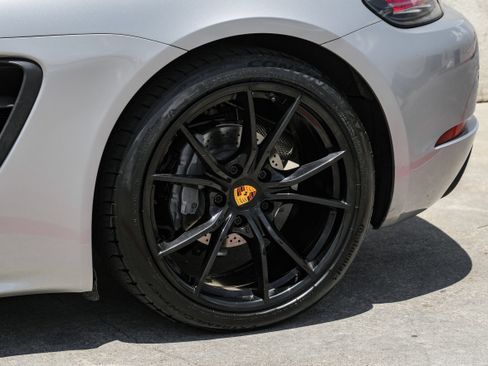 Used 2019 Porsche 718 Cayman RWD image 42