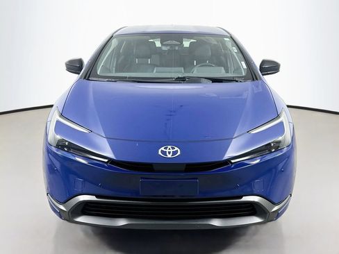 Used 2023 Toyota Prius LE FWD image 2