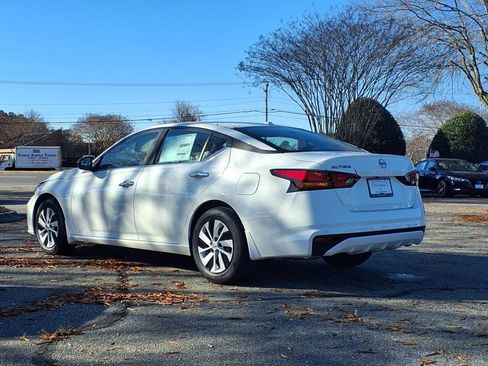 New 2025 Nissan Altima 2.5 S image 5