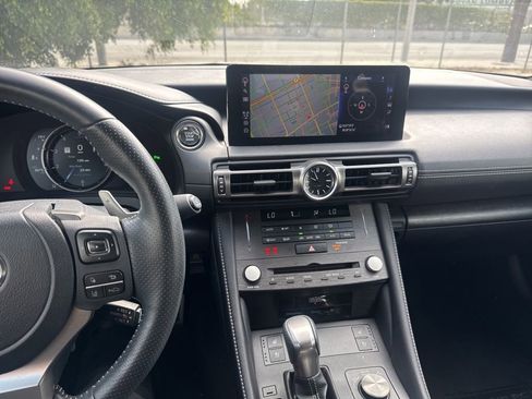 Used 2024 Lexus RC 350 F Sport RWD image 20