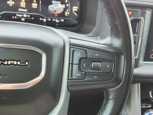 Used 2022 GMC Yukon Denali AWD/4WD image 20