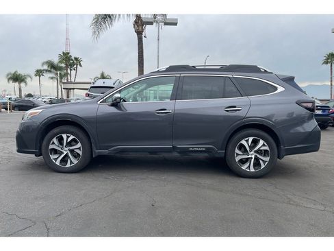 Used 2022 Subaru Outback Touring w/ Popular Package #2 image 2