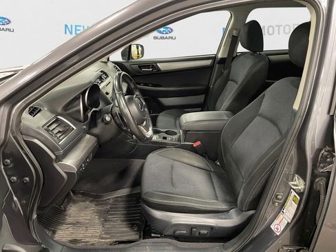 Used 2019 Subaru Outback 2.5i Premium w/ Popular Package #2 image 9